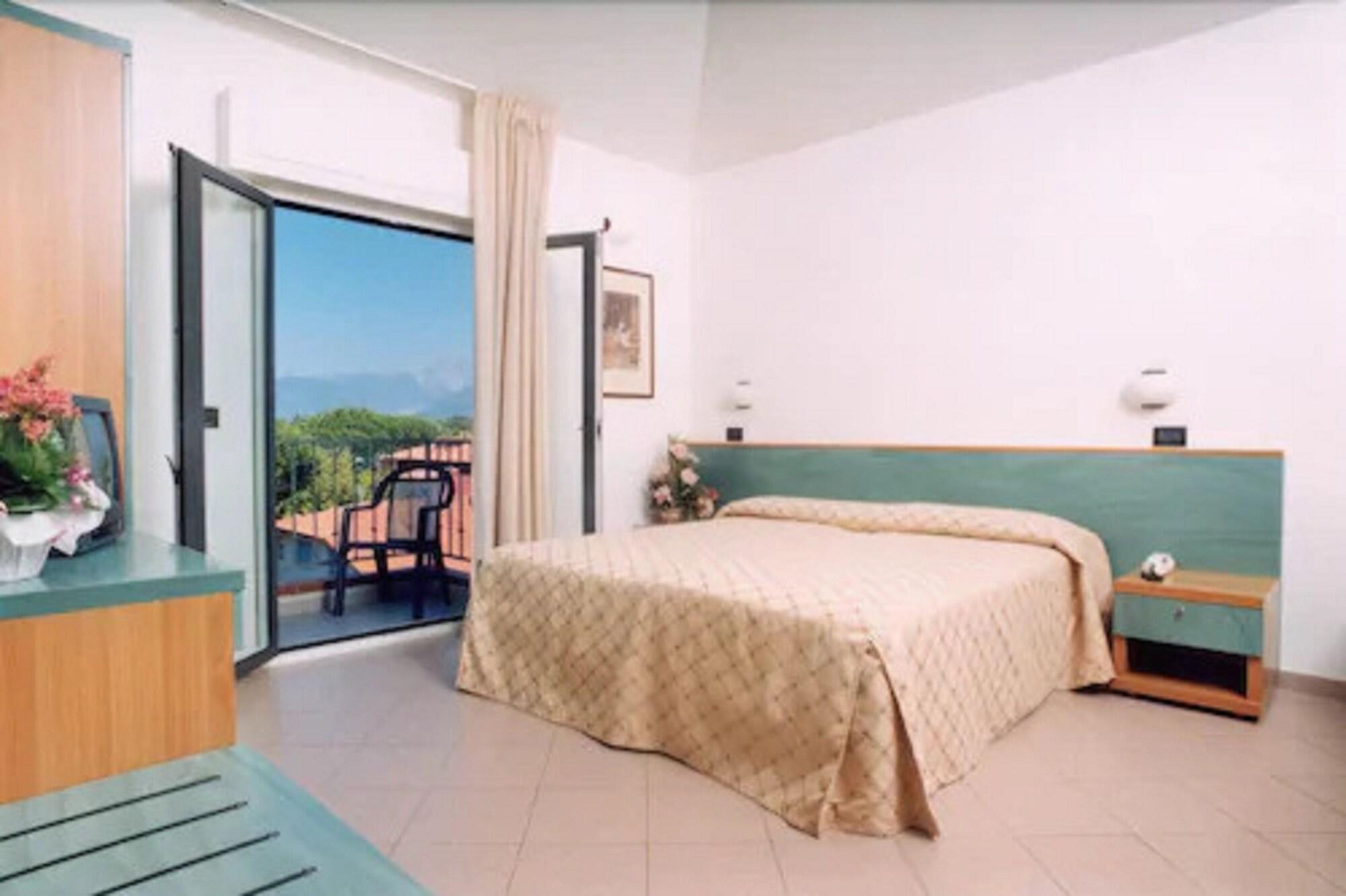 Hotel Fortunella Lido di Camaiore Extérieur photo