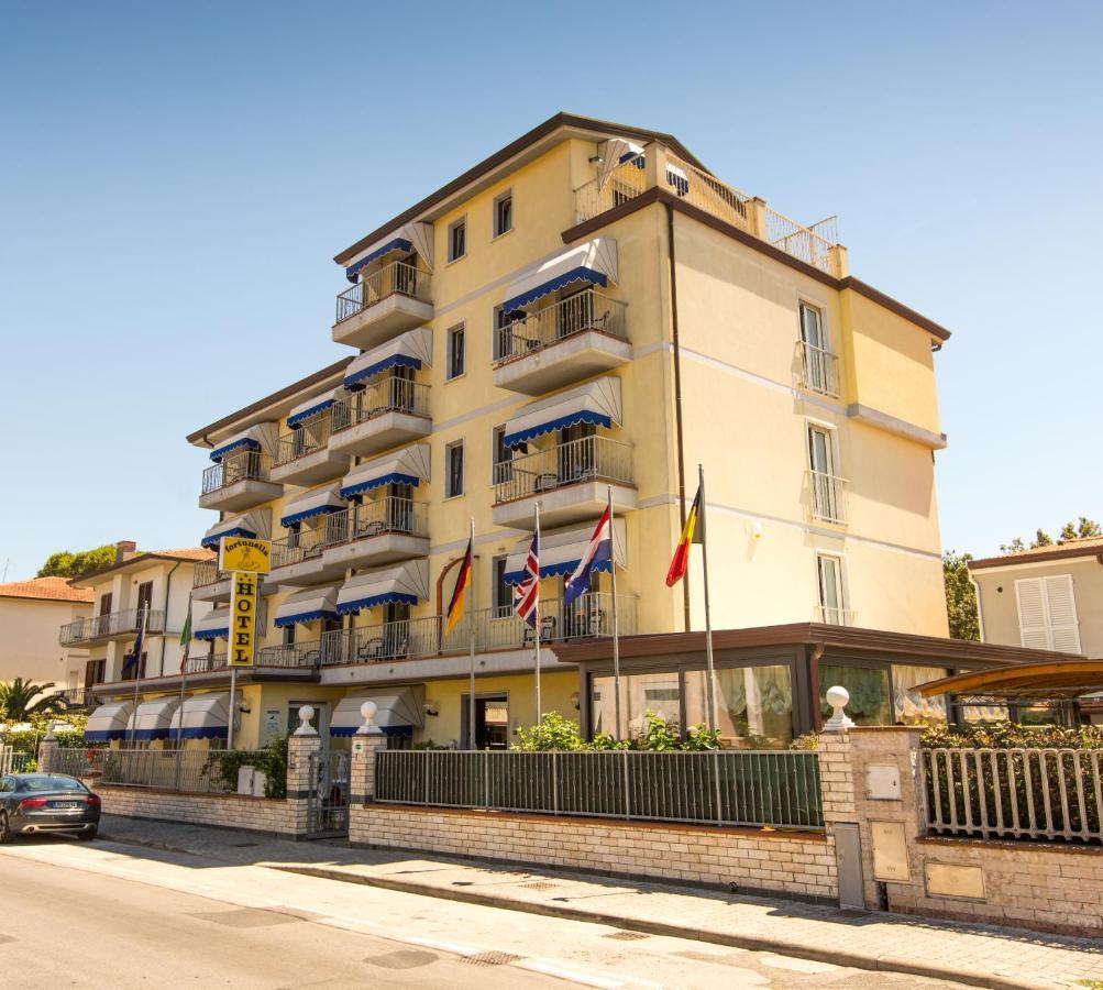 Hotel Fortunella Lido di Camaiore Extérieur photo